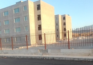 چشم‌انتظاری ۱۰ ساله متقاضیان برای دریافت مسکن مهر + فیلم
