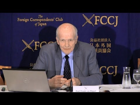 بیبی در دوراهی انتخاب مجدد یا محاکمه/ادعاهای هستهای نتانیاهو علیه ایران کارکرد انتخاباتی دارد بیبی در دوراهی انتخاب مجدد یا محاکمه/ادعاهای هستهای نتانیاهو علیه ایران کارکرد انتخاباتی دارد