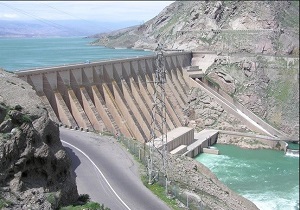 ادامه توزیع آب مورد نیاز کشاورزان از سدزاینده رود