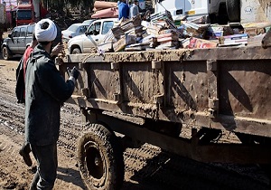 تشدید کمک رسانی ها در مناطق سیل زده با آغاز فصل سرما