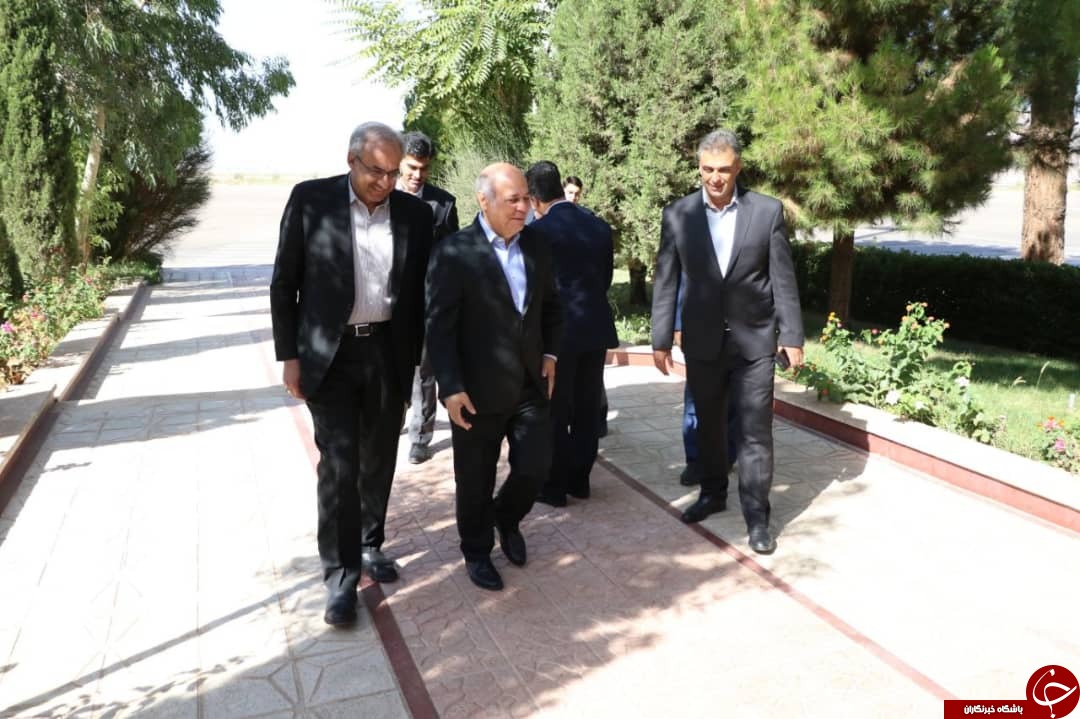 معاون وزیر ورزش وارد کرمان شد + تصاویر