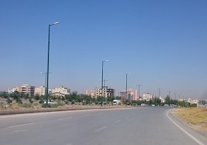 نصب پایه‌های تلسکوپی در بلوار کاشانی شهرکرد