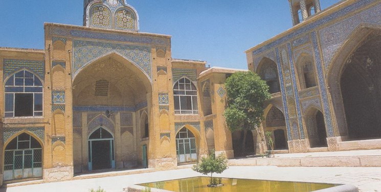 تصویری دیدنی از قدیمی&zwnj;ترین ساعت شیراز در مسجد مشیر