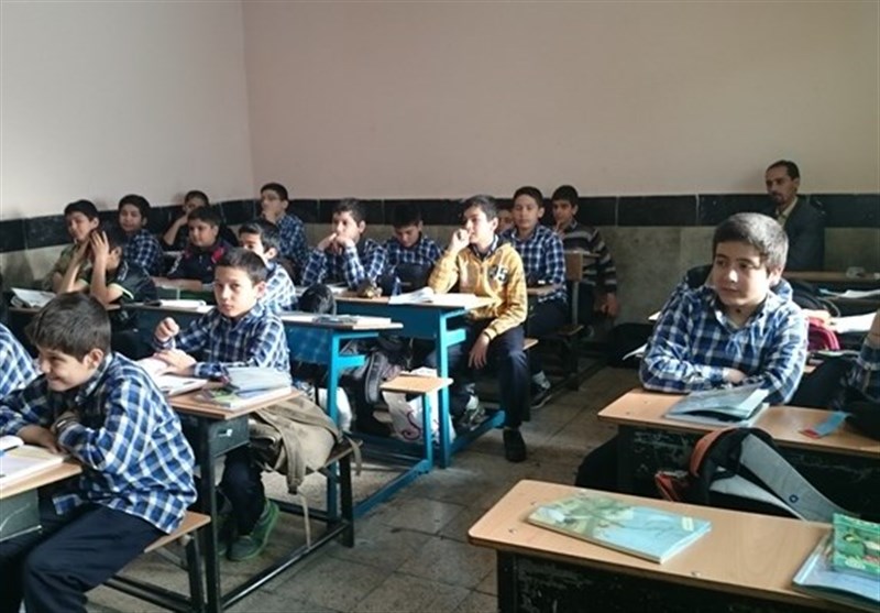 سال تحصیلی جدید تجهیزات مدارس استاندارد سازی خواهند شد