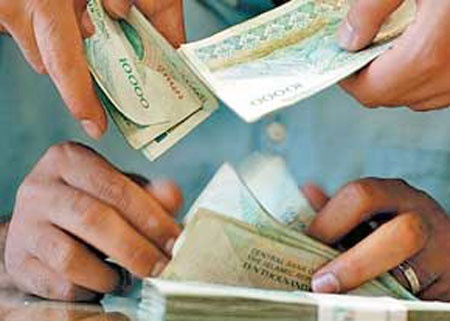 ممنوع المعامله شدن ۱۷ شرکت به دلایل متفاوت از معاملات بازار سهام