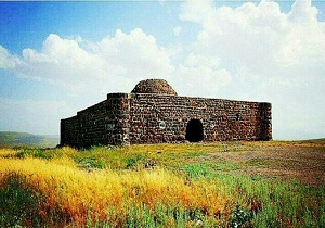 پایان بلاتکلیفی کاروان سرای شاه عباسی نیر/ پل تاریخی شهرستان مرمت می‌شود