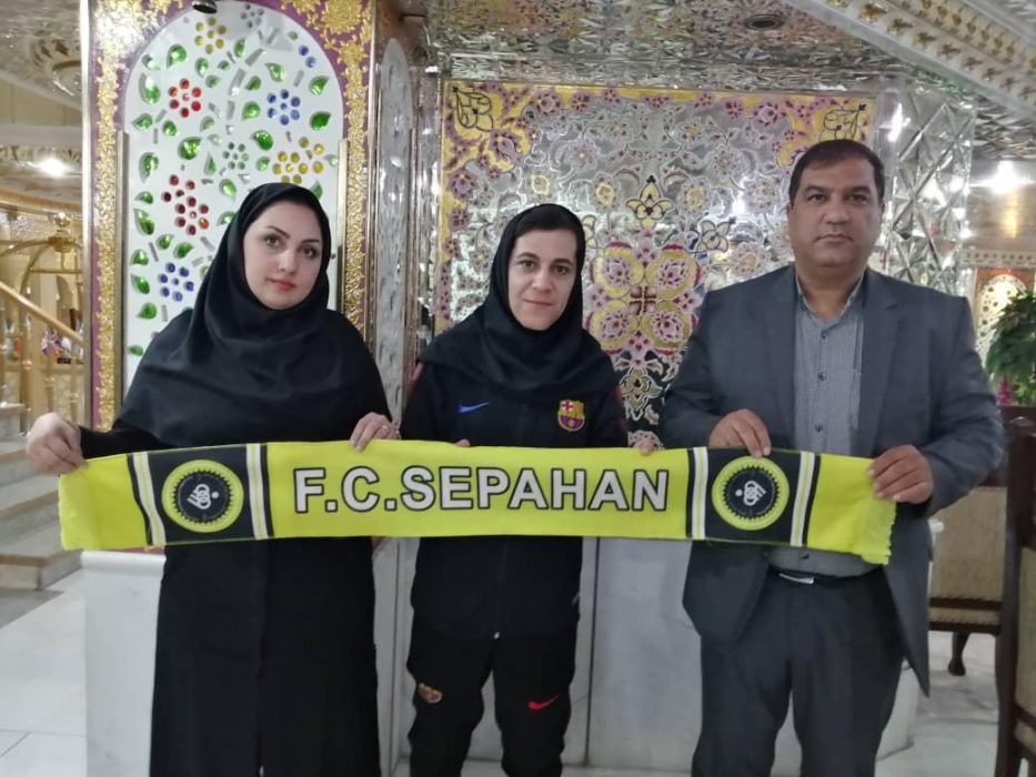 حقانی: همه تیم‌های فوتبال بانوان خواستار دباغی بودند