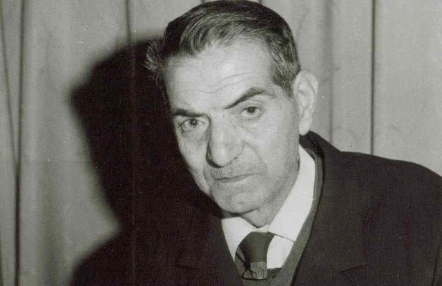 ۱۰ نگاه به &laquo;شهریار&raquo;