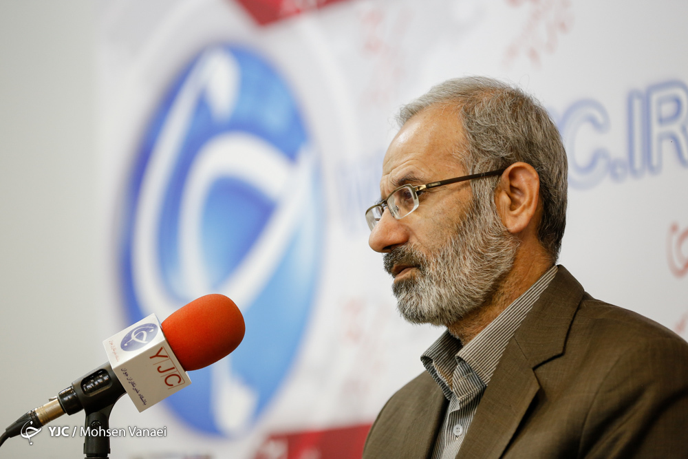 یمن با وجود محاصره دست برتر صحنه بازی عربستان/پیام شلیک ۱۰ پهپاد یمن متوقف شدن جنگ است/آل سعودی و آمریکا باید قبل از آن که مشکلاتشان بیشتر شود، به جنگ پایان دهند/باید فرمول جدیدی برای ادامه مسائل سوریه در نظر گرفته شود/ارتش سوریه خودش باید سرزمین&zwnj;هایش را آزاد کند/