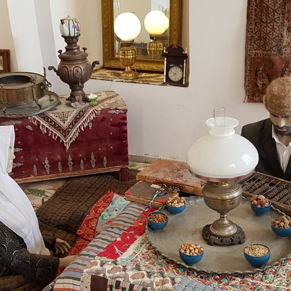عمارت و باغ امیر کجاست؟ عمارت و باغ امیر کجاست؟