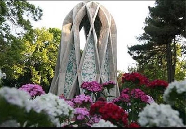 میراث ادبی که در انزوا مانده است/ گردشگری ادبی دریچه ای برای معرفی مفاخر ادبی خراسان
