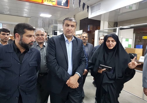 وزیر راه و شهرسازی در راس هیاتی وارد فرودگاه آبادان شد