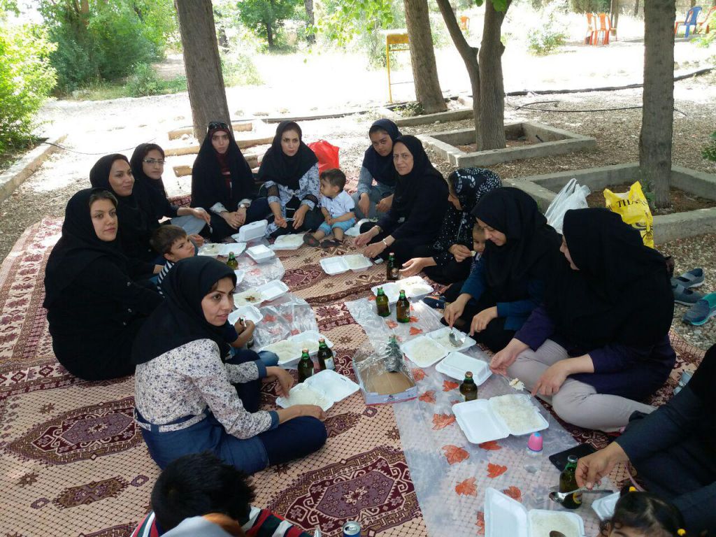 اردوی تفریحی ورزشی بانوان ملکشاهی به مناسبت هفته دفاع مقدس