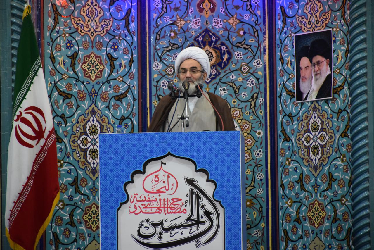 رسانه‌ها هر جا فساد را دیدند فریاد بزنند