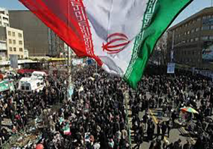 رهبر انقلاب: بحث تقدم جمهوریت یا اسلامیت موضوعی انحرافی است + فیلم
