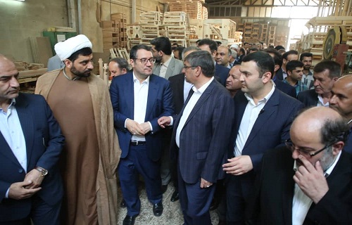 افزایش ۳ برابری صادرات مبل و منبت کشور/حضور ۱۵۰ هزار گردشگر همزمان با جشنواره مبل و منبت در ملایر