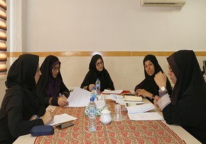 بررسی طرح‌های اقدام‌پژوهی در کانون سمنان