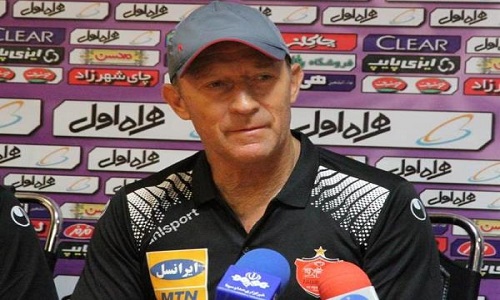 جنگ کالدرون و استرا پیش از شروع شهرآورد ۹۰ با سلاح مهاجم آفریقایی
