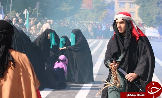 مراسم رژه هفته دفاع مقدس در همدان حسینی شد+ عکس