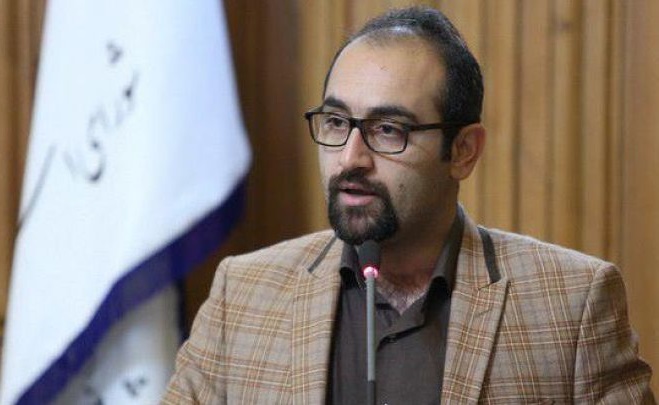 خبرنگار: کاظمی/عضو شورای شهر تهران خواستار پخش فوتبال استقلال و پرسپولیس از تلویزیون&zwnj;های شهری شد