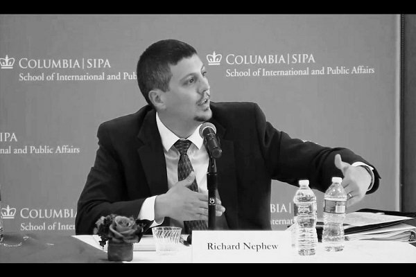 عضو تیم هسته&zwnj;ای آمریکا: تهدید ها علیه ایران آثار چندانی ندارد!