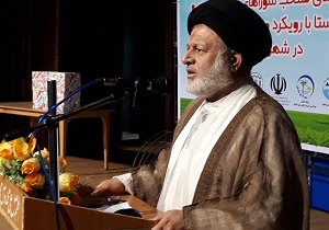 دفاع مقدس یک دوره تاریخی بسیار مهم و فراموش نشدنی است