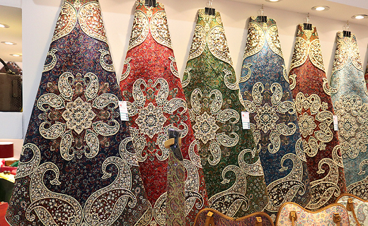 حضور ۲۵ هنرمند یزدی در سی و دومین نمایشگاه ملی صنایع دستی