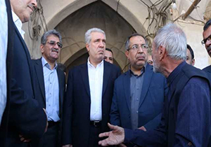 بازدید مونسان از بازار تاریخی قیصریه و باغ نشاط لارستان