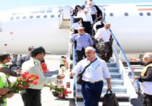 ۵۰۰ حاجی سمنانی از سرزمین وحی باز گشتند