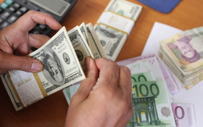 افزایش وابستگی بودجه ۹۸ به درآمد نفتی/ برداشت از صندوق توسعه ملی برای مصارف بودجه&zwnj;ای برخلاف اساسنامه صندوق است