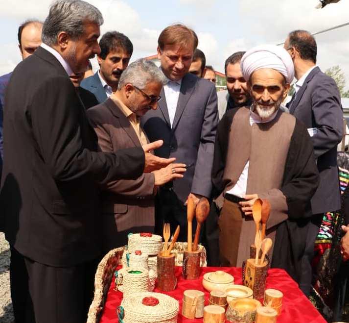 بهره برداری از ۳ طرح صنعتی و گردشگری در لاهیجان