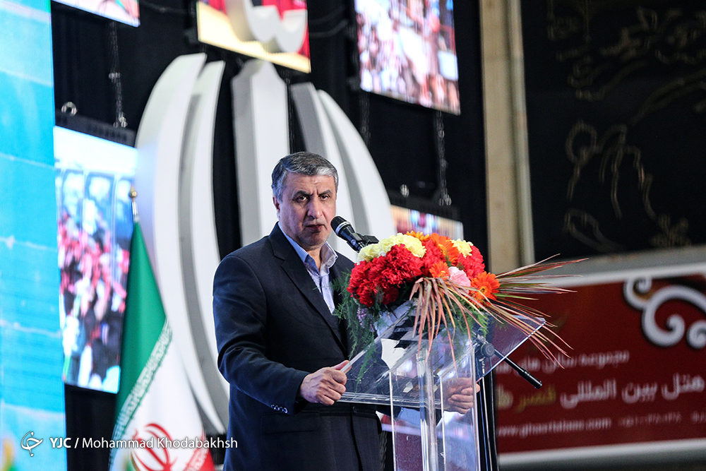 سرمایه گذاری ۳۰ هزار میلیارد تومانی برای ساخت ۱۱۰ هزار واحد مسکونی/ امید خانه دار شدن مردم را در تهران به زیر ۱۰ سال می&zwnj;رسانیم