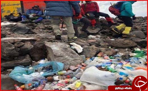 زبالهها نفس کوه دماوند را گرفت زبالهها نفس کوه دماوند را گرفت