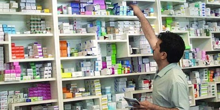 عملکرد بد سازمان&zwnj;های بیمه&zwnj;گر و چالش داروخانه&zwnj;ها/رقابتی در حوزه درمان نداریم