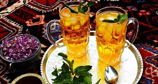 شربتی شگفت انگیز که شادابی را به شما باز میگرداند/ با ترکیب گلاب و زعفران جوان بمانید شربتی شگفت انگیز که شادابی را به شما باز میگرداند/ با ترکیب گلاب و زعفران جوان بمانید