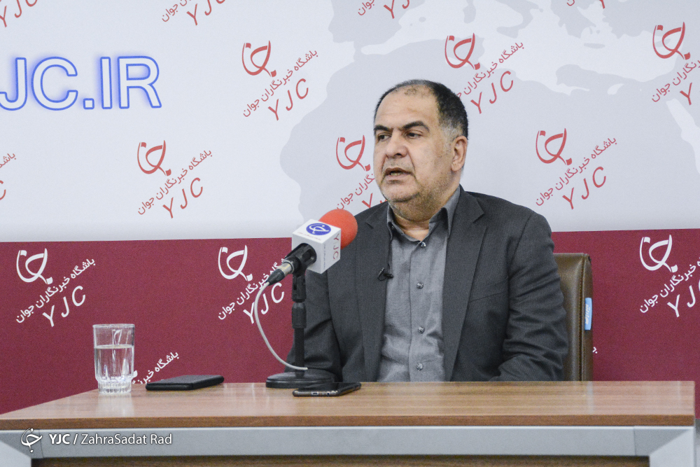معاون مطبوعاتی وزارت ارشاد از باشگاه خبرنگاران جوان بازدید کرد
