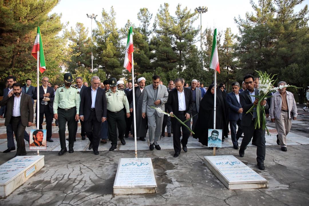 پیشرفت&zwnj;های انقلاب اسلامی ثمره خون شهداست