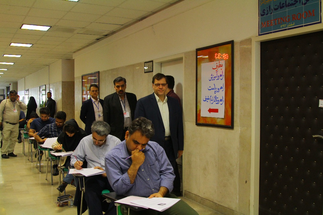 رقابت ۴۴۰۰ نفر در آزمون دانشنامه پزشکی/ رشد ۴۰۰ درصدی در برخی رشتههای تخصصی رقابت ۴۴۰۰ نفر در آزمون دانشنامه پزشکی/ رشد ۴۰۰ درصدی در برخی رشتههای تخصصی پزشکی