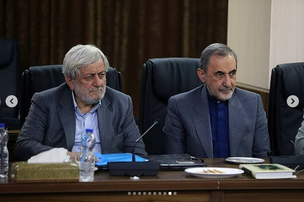 تنها راه موفقیت ملت و دولت، ایجاد عقلانیت جمعی در نخبگان و دولتمردان کشور است تنها راه موفقیت ملت و دولت، ایجاد عقلانیت جمعی در نخبگان و دولتمردان کشور است