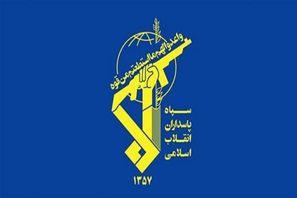 مراسم تودیع و معارفه فرمانده منطقه سوم نیروی دریایی سپاه برگزار شد