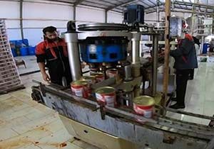 وقتی بانک برای تعطیلی کارخانه رب سازی اقدام می&zwnj;کند + فیلماقدام یک بانک برای تعطیلی کارخانه رب سازی در سال رونق تولید + فیلم