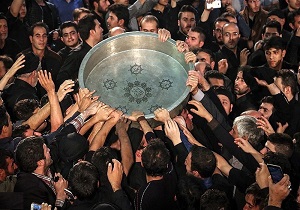 آغاز مراسم سنتی طشت گذاری مسجد جامع اردبیل+تصاویر