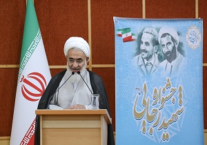 شهیدان رجایی و باهنر و شهدای دولت الگوی دولت کریمه هستند