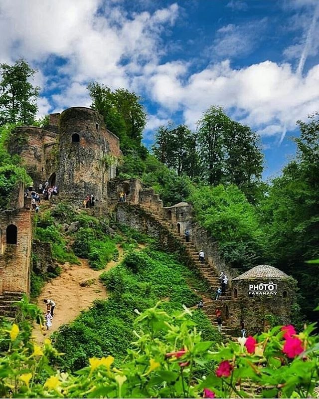تصویری زیبا و دیدنی از قلعه رودخان