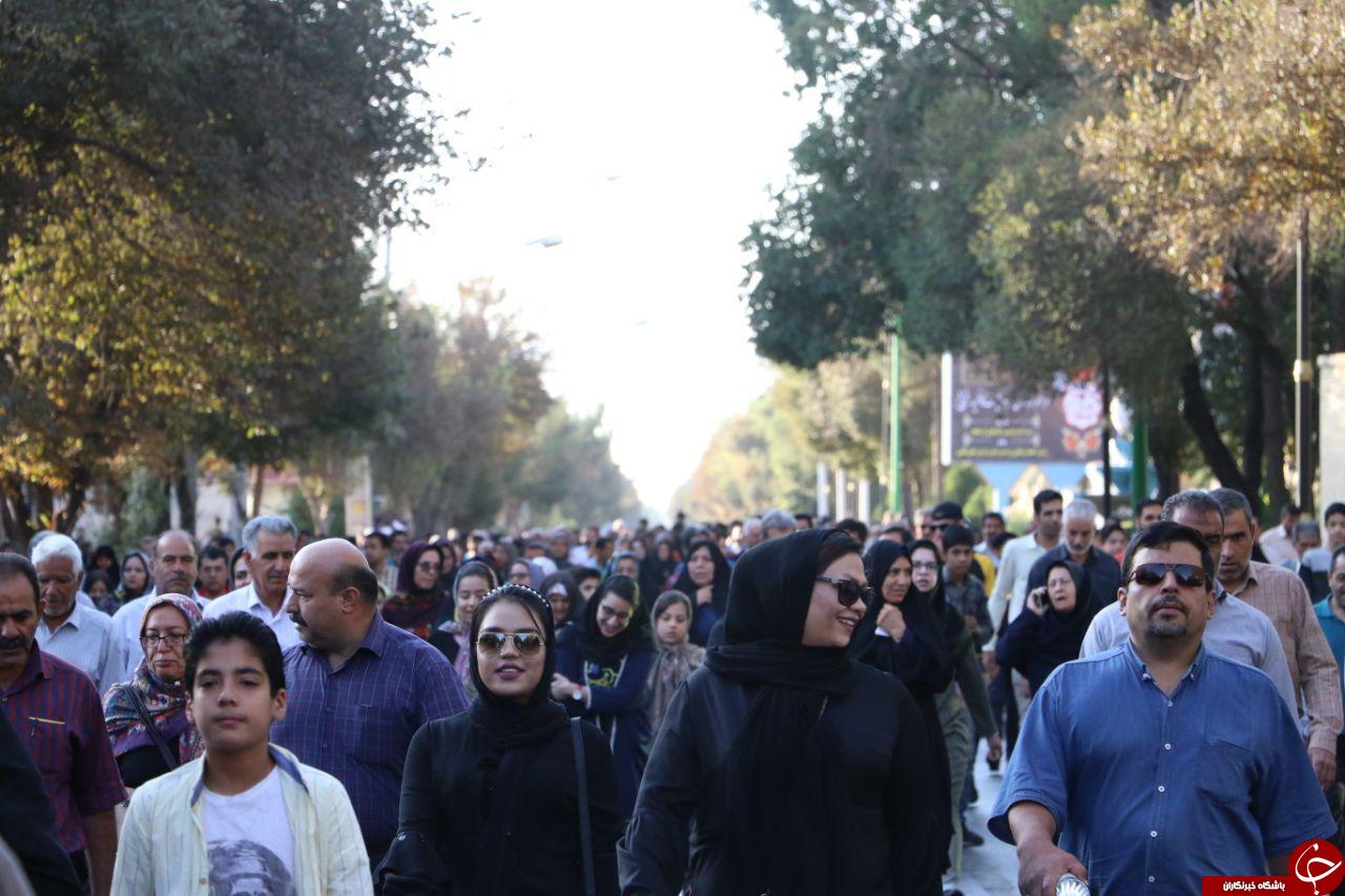 همایش بزرگ پیاده روی خانوادگی در رفسنجان + تصاویر