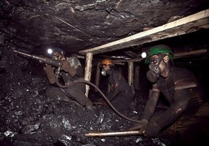 سایه کم رنگ ایمنی کار در برخی معادن استان / تعلل در تعطیلی معادن ناایمن