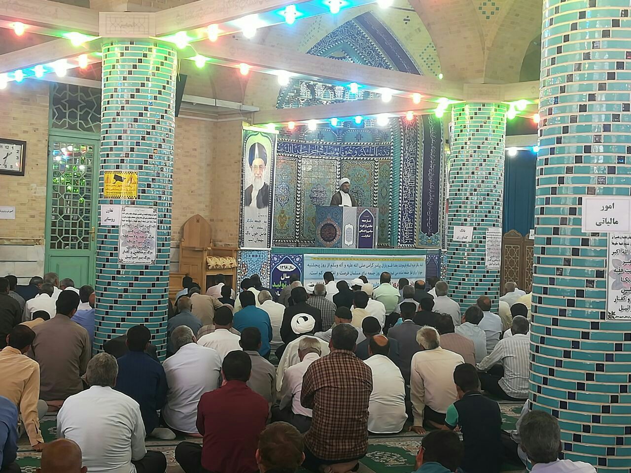 مسئله فرهنگ واقتصاد مسائل اساسی کشور هستند