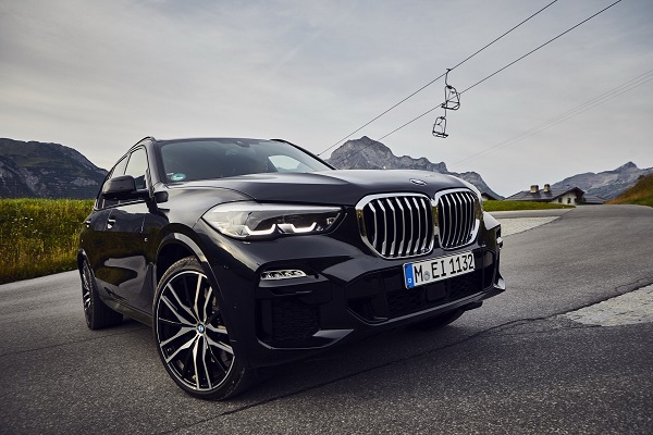 خودروی BMW X5 xDrive45e، اتومبیل هیبریدی بی&zwnj;ام&zwnj;و با ۳۸۸ اسب&zwnj;بخار قدرت +تصاویر