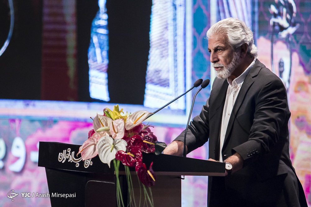 برگزیدگان بیست و یکمین جشن سینمای ایران معرفی شدند/ شهردار تهران از جشن خانه سینما جایزه گرفت