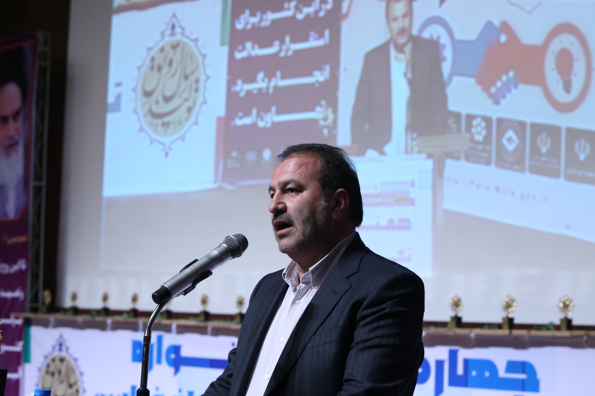 فارس رتبه نخست تاسیس تعاونی&zwnj;ها در کشور/ فعالیت تعاونی&zwnj;ها زمینه ساز توسعه عدالت اجتماعی است